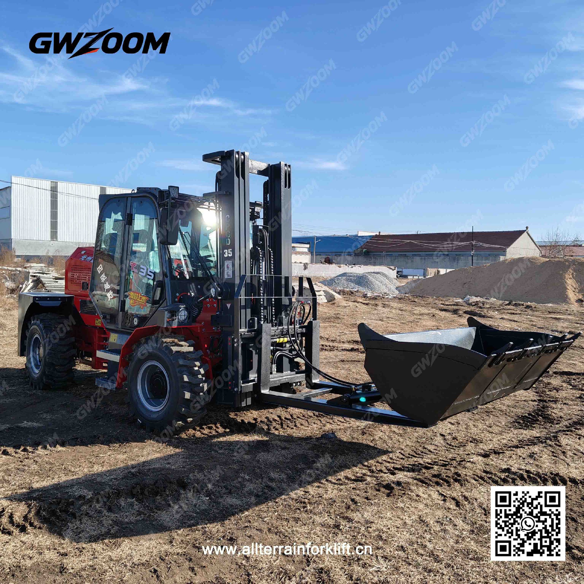 forklift with Plug-in bucket.jpg
